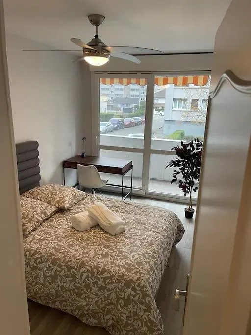Appartement Entier Climatise - Parking Prive Saint-Martin-dʼHères